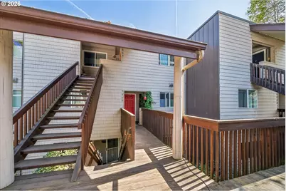 7545 N Edgewater Ave, Portland, OR 97203 - Photo 1