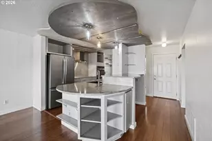 7545 N Edgewater Ave, Portland, OR 97203 - Photo 10