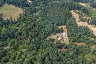 19791 NE Sunnycrest Rd, Newberg, OR 97132 - Photo 34