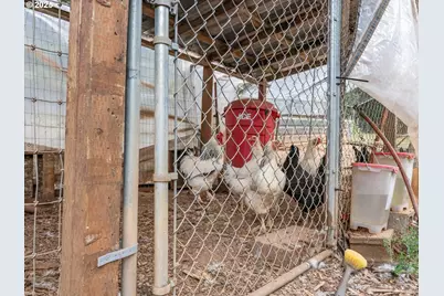 19791 NE Sunnycrest Rd, Newberg, OR 97132 - Photo 24