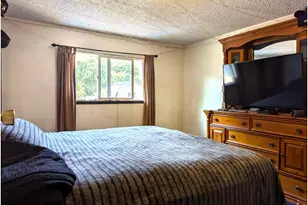 47696 W 1st St, Oakridge, OR 97463 - Photo 10