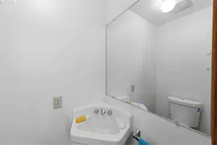 837 SW River Dr, Dallas, OR 97338 - Photo 34