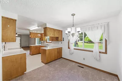 837 SW River Dr, Dallas, OR 97338 - Photo 8