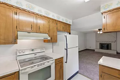 837 SW River Dr, Dallas, OR 97338 - Photo 14
