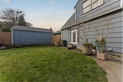 7126 N Ivanhoe St, Portland, OR 97203 - Photo 42