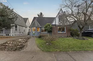 7126 N Ivanhoe St, Portland, OR 97203 - Photo 2