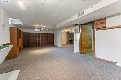 7126 N Ivanhoe St, Portland, OR 97203 - Photo 34