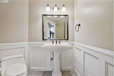 409 Cunningham Rd, Kelso, WA 98626 - Photo 14