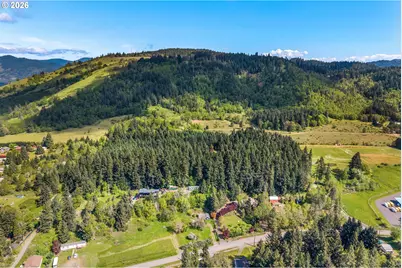 586 NW Loop Rd, White Salmon, WA 98672 - Photo 48