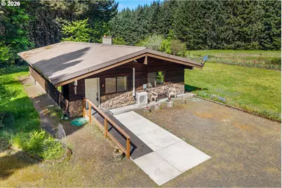 586 NW Loop Rd, White Salmon, WA 98672 - Photo 14
