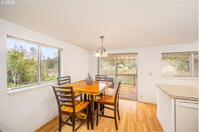 10919 E Mapleton Rd, Mapleton, OR 97453 - Photo 14