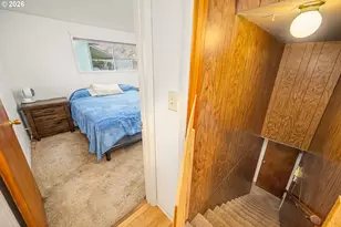 10919 E Mapleton Rd, Mapleton, OR 97453 - Photo 24