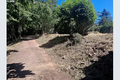 1289 SE Main St, Roseburg, OR 97470 - Photo 28