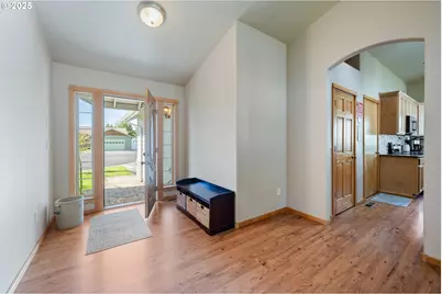 16676 McClintock Pl, La Pine, OR 97739 - Photo 8