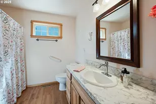 16676 McClintock Pl, La Pine, OR 97739 - Photo 18