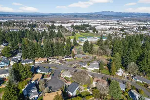 820 NE 168th Pl, Portland, OR 97230 - Photo 46