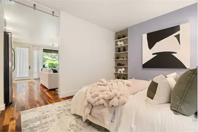 245 SW Meade St #G2, Portland, OR 97201 - Photo 24