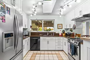 28779 Jager Ln, Junction City, OR 97448 - Photo 8