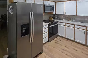 545 SW Monroe St, Sheridan, OR 97378 - Photo 6
