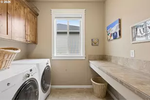 9830 NW Wayne Ln, Portland, OR 97229 - Photo 26