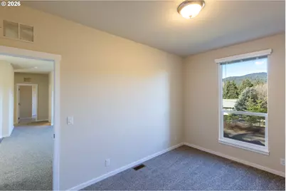 698 Highway 141, White Salmon, WA 98672 - Photo 8