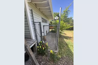 401 3rd St, La Grande, OR 97850 - Photo 40