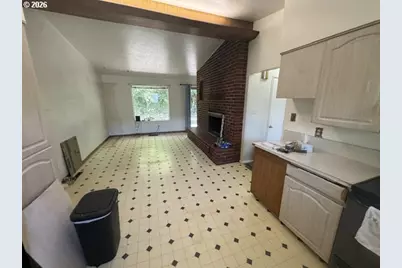 401 3rd St, La Grande, OR 97850 - Photo 12
