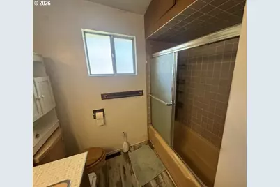 401 3rd St, La Grande, OR 97850 - Photo 6