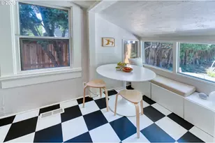 3417 SE Grant Ct, Portland, OR 97214 - Photo 12