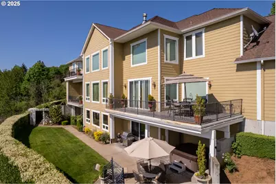 5230 Eola Dr, Salem, OR 97304 - Photo 32