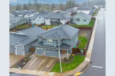 1729 NE Cascadia Ridge Dr, Estacada, OR 97023 - Photo 2
