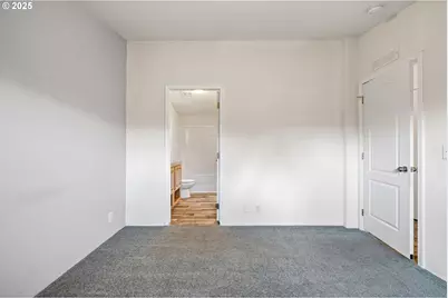 1415 S Bertelsen Rd #112, Eugene, OR 97402 - Photo 16