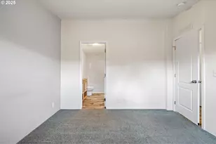 1415 S Bertelsen Rd, Eugene, OR 97402 - Photo 16