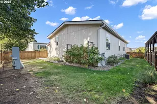 1415 S Bertelsen Rd, Eugene, OR 97402 - Photo 28
