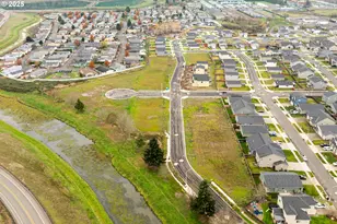 2005 Henderson Wy, Longview, WA 98632 - Photo 6