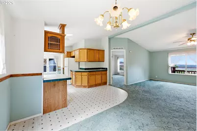 4720 Northwest Dr, The Dalles, OR 97058 - Photo 12