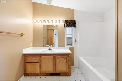 4720 Northwest Dr, The Dalles, OR 97058 - Photo 26