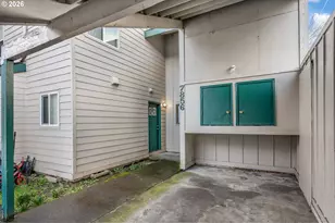 7856 SE Stephanie Ct, Milwaukie, OR 97222 - Photo 6