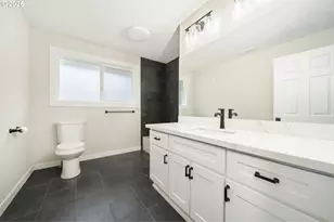 13949 NE San Rafael St, Portland, OR 97230 - Photo 14