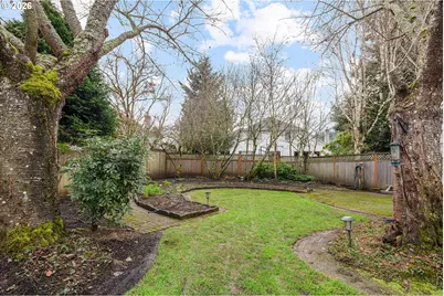 2190 River Heights Cir, West Linn, OR 97068 - Photo 34