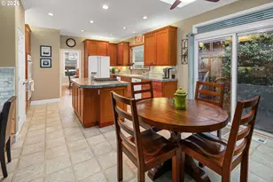 2190 River Heights Cir, West Linn, OR 97068 - Photo 16