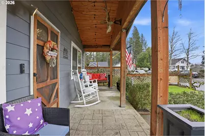 364 NE 9th Ave, Canby, OR 97013 - Photo 2