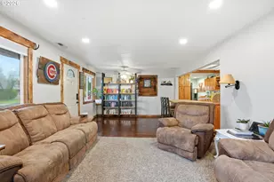 364 NE 9th Ave, Canby, OR 97013 - Photo 4