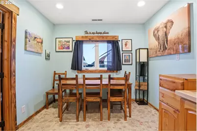 364 NE 9th Ave, Canby, OR 97013 - Photo 12