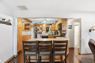 364 NE 9th Ave, Canby, OR 97013 - Photo 6