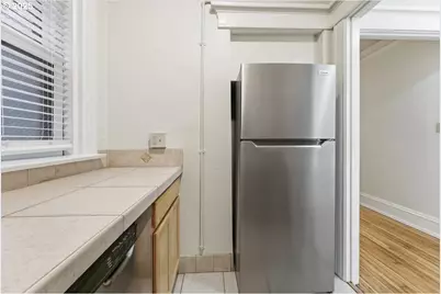 2109 NW Irving St #211, Portland, OR 97210 - Photo 10