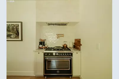 1615 S Greenwood Rd, Portland, OR 97219 - Photo 6