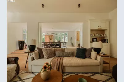1615 S Greenwood Rd, Portland, OR 97219 - Photo 14