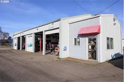 1252 Newmark Ave, Coos Bay, OR 97420 - Photo 8