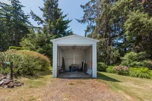 1621 NE Yaquina Heights Dr, Newport, OR 97365 - Photo 22